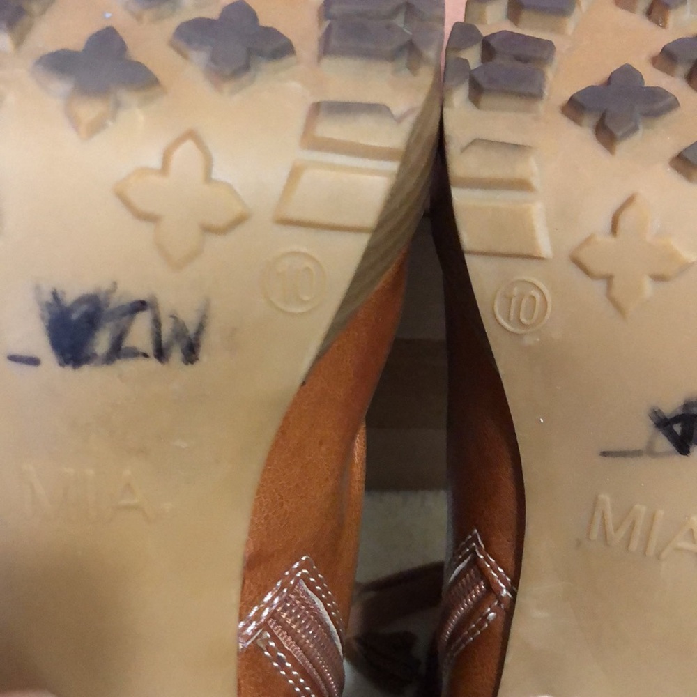 Mia Womens Brown Lace Up w/zipper Rubber soled 5” Heel Ankle Boots 10 Chunky - Picture 12 of 12